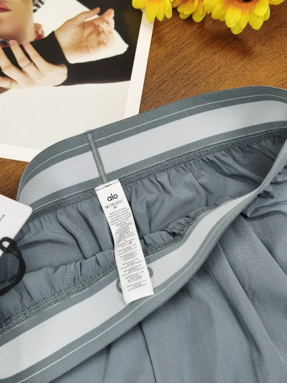 Alo Yoga NWT Steel Grey Pants Regular 30-inch😎Cool Girl Wardrobe Essentials⛄